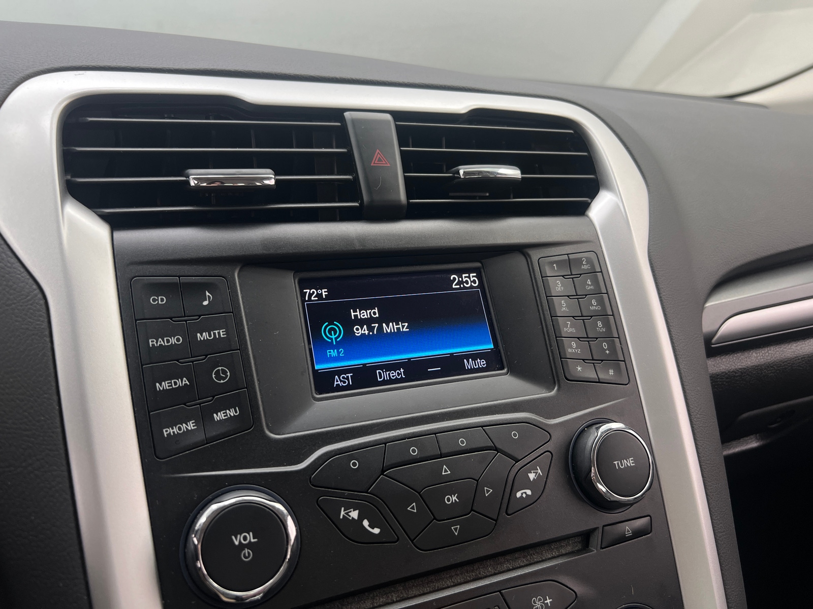 Thumbnail: 2014 Ford Fusion - 4