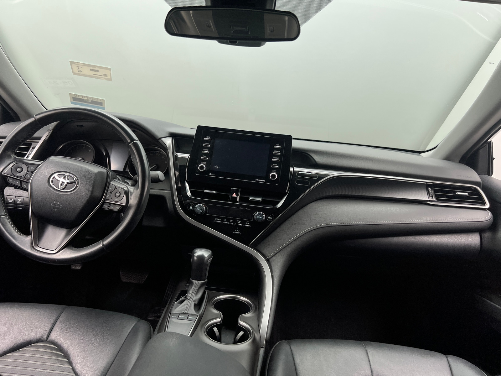 Thumbnail: 2022 Toyota Camry - 3