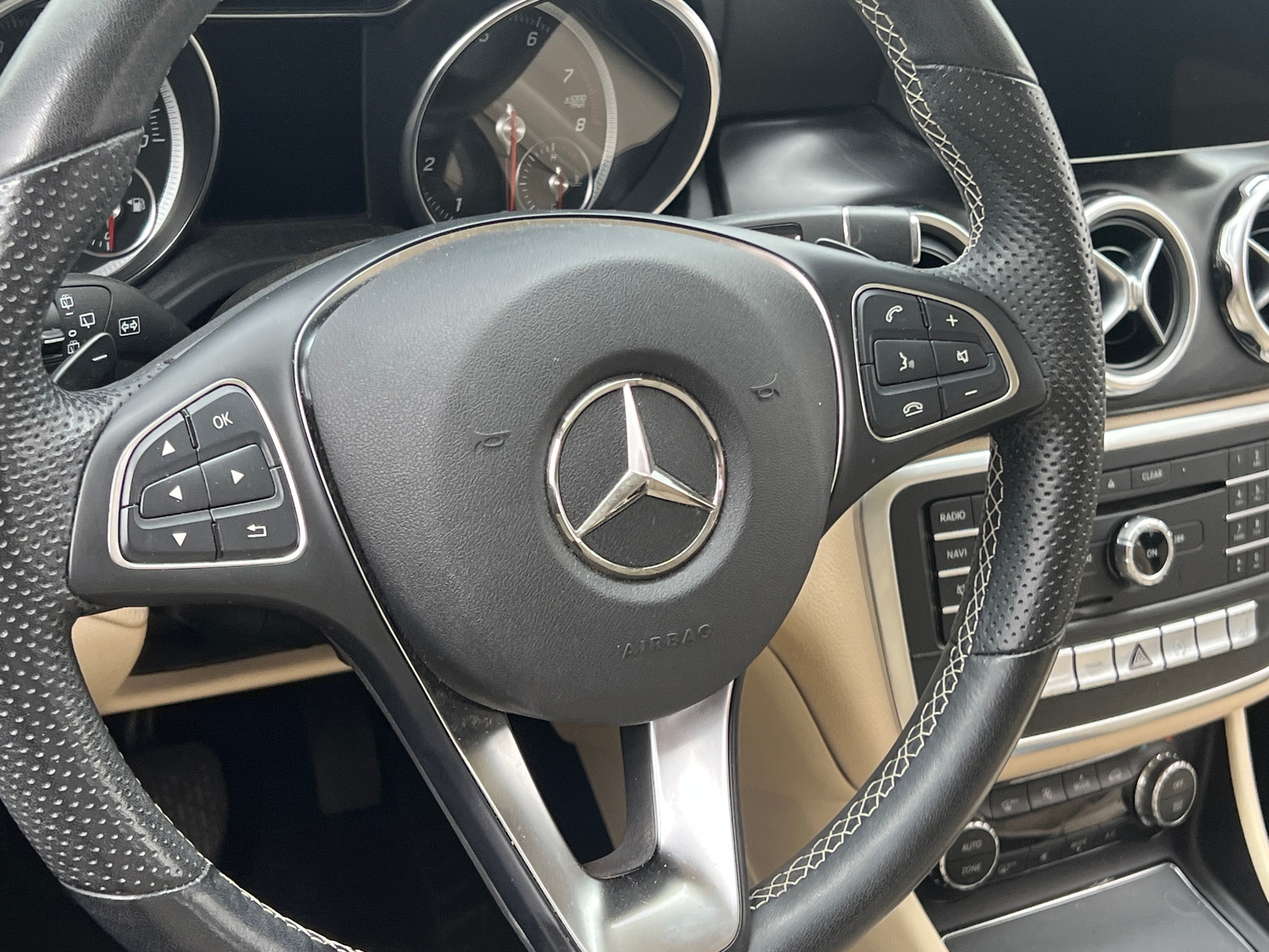 Thumbnail: 2019 Mercedes-Benz GLA - 4