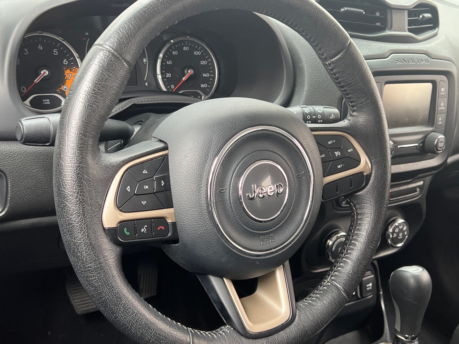 Thumbnail: 2015 Jeep Renegade - 5