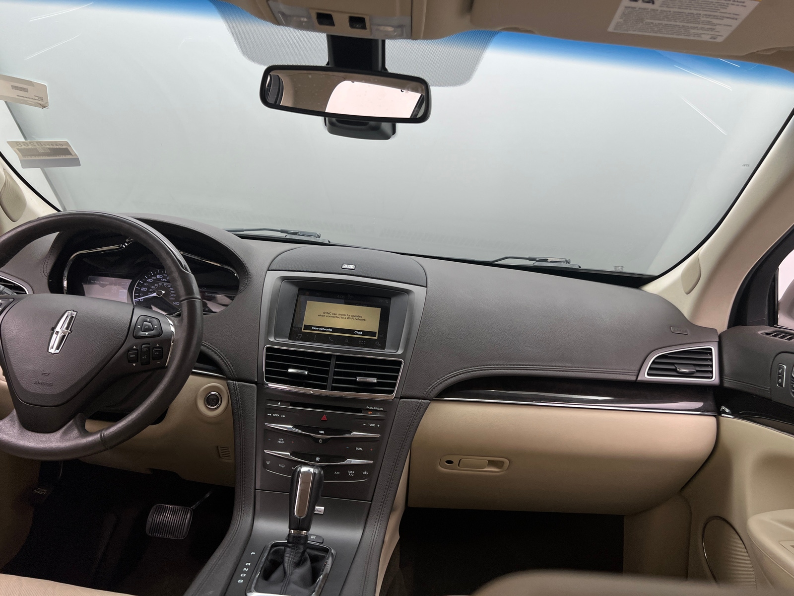 Thumbnail: 2019 Lincoln MKT - 2