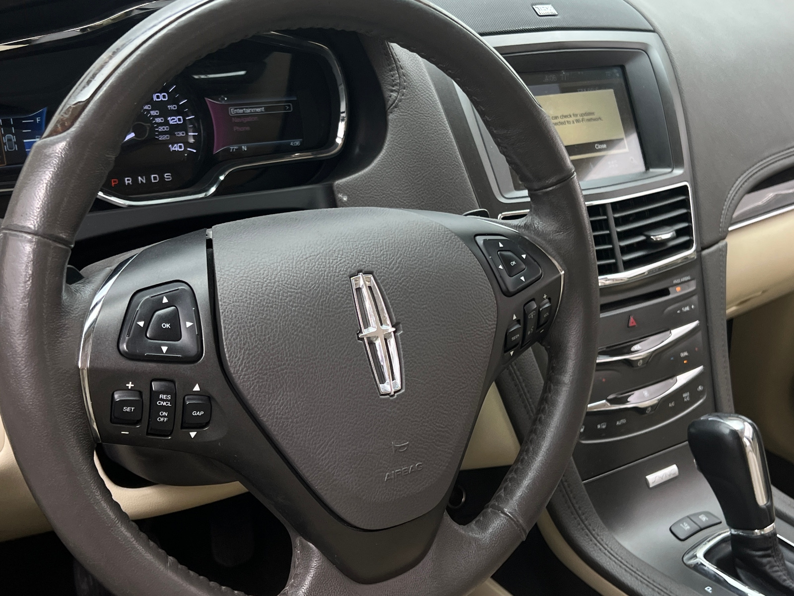 Thumbnail: 2019 Lincoln MKT - 4