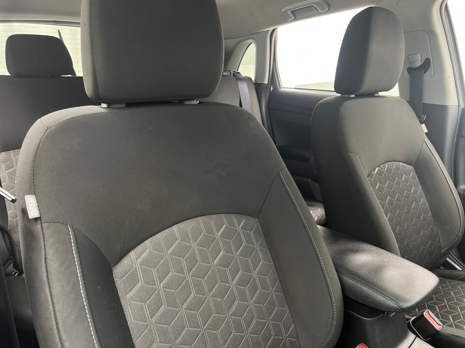 Thumbnail: 2022 Mitsubishi Outlander Sport - 2