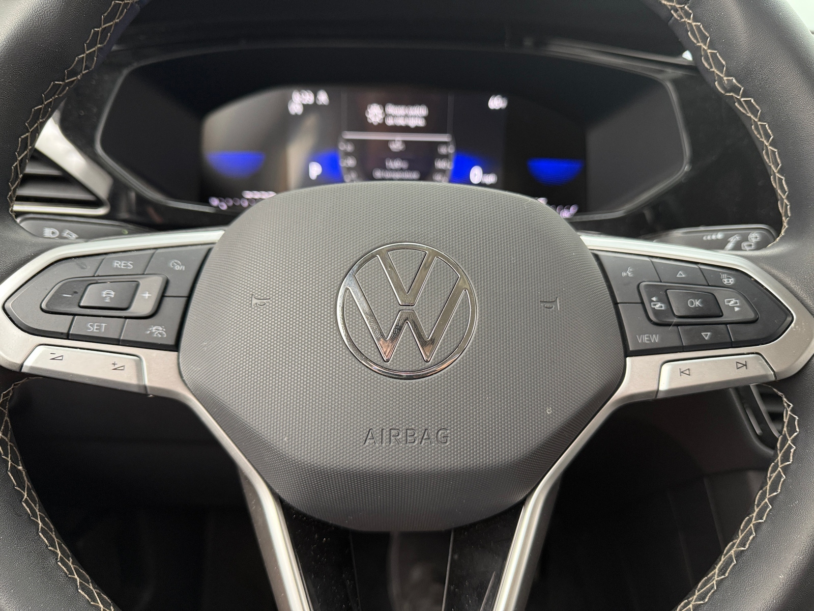 Thumbnail: 2024 Volkswagen Taos - 5