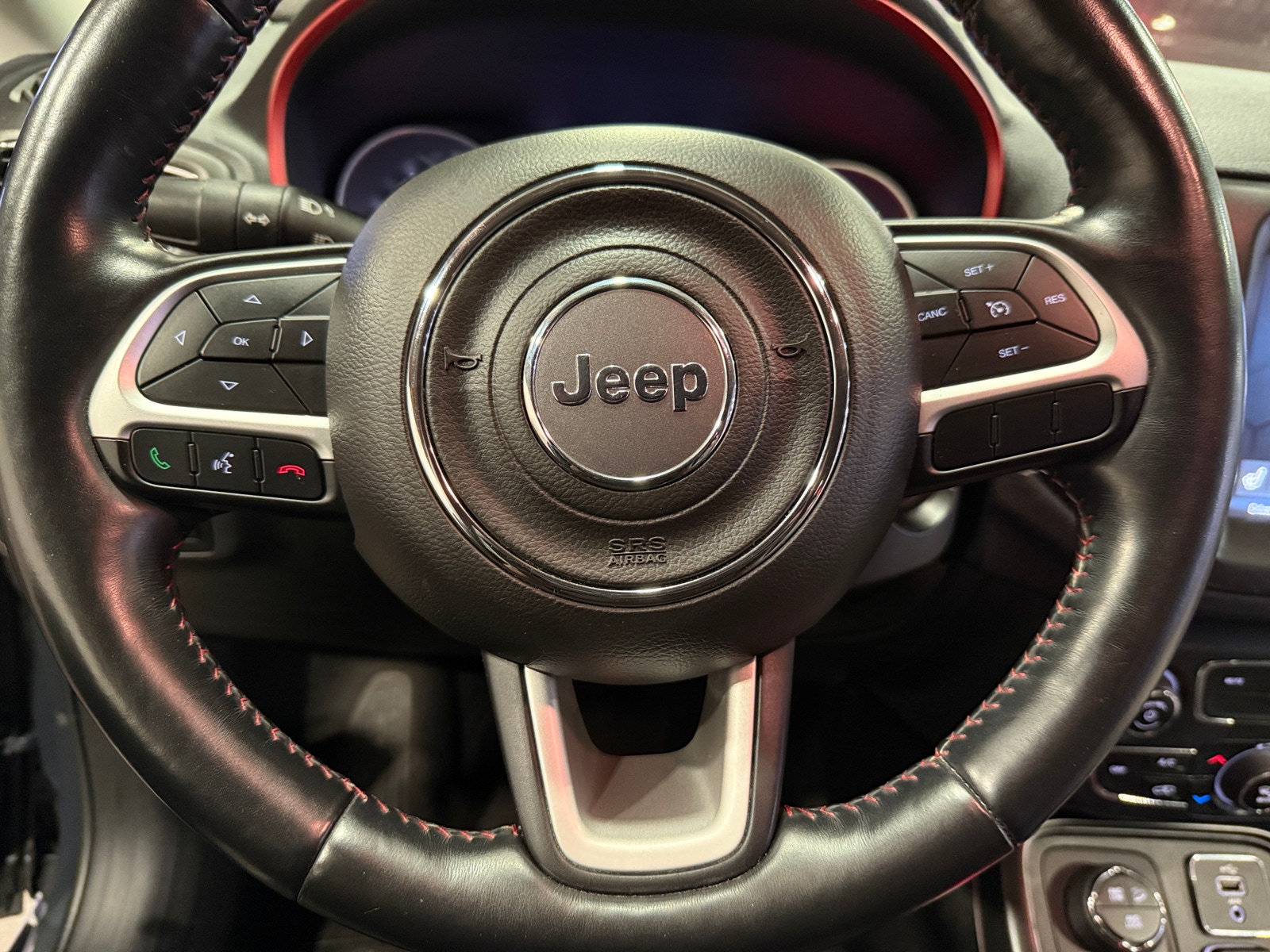 Thumbnail: 2018 Jeep Compass - 4
