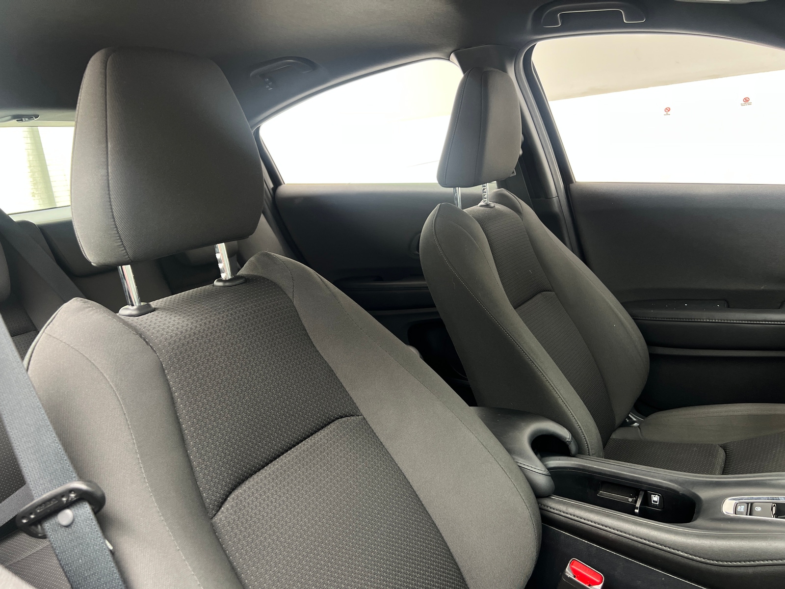 Thumbnail: 2019 Honda HR-V - 2