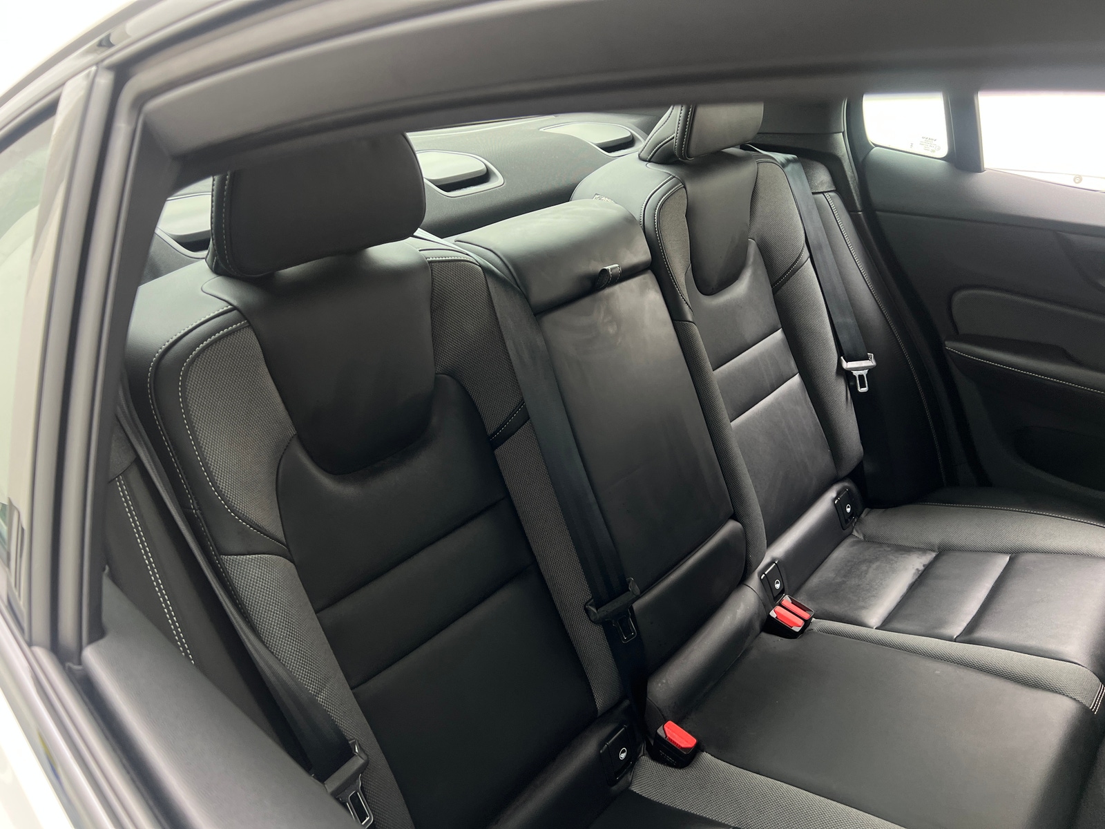 Thumbnail: 2024 Volvo S60 - 6