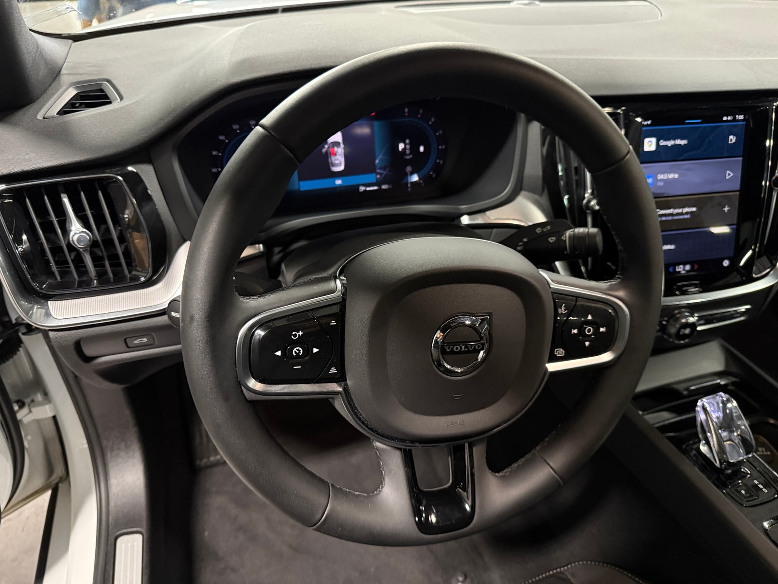 Thumbnail: 2024 Volvo S60 - 5