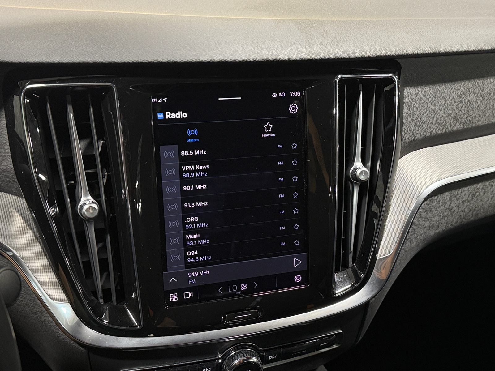 Thumbnail: 2024 Volvo S60 - 4