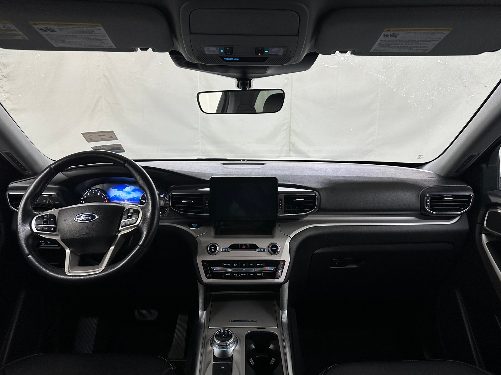 Thumbnail: 2023 Ford Explorer - 3