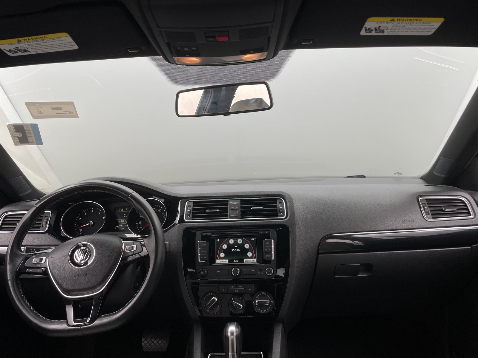 Thumbnail: 2015 Volkswagen Jetta - 3