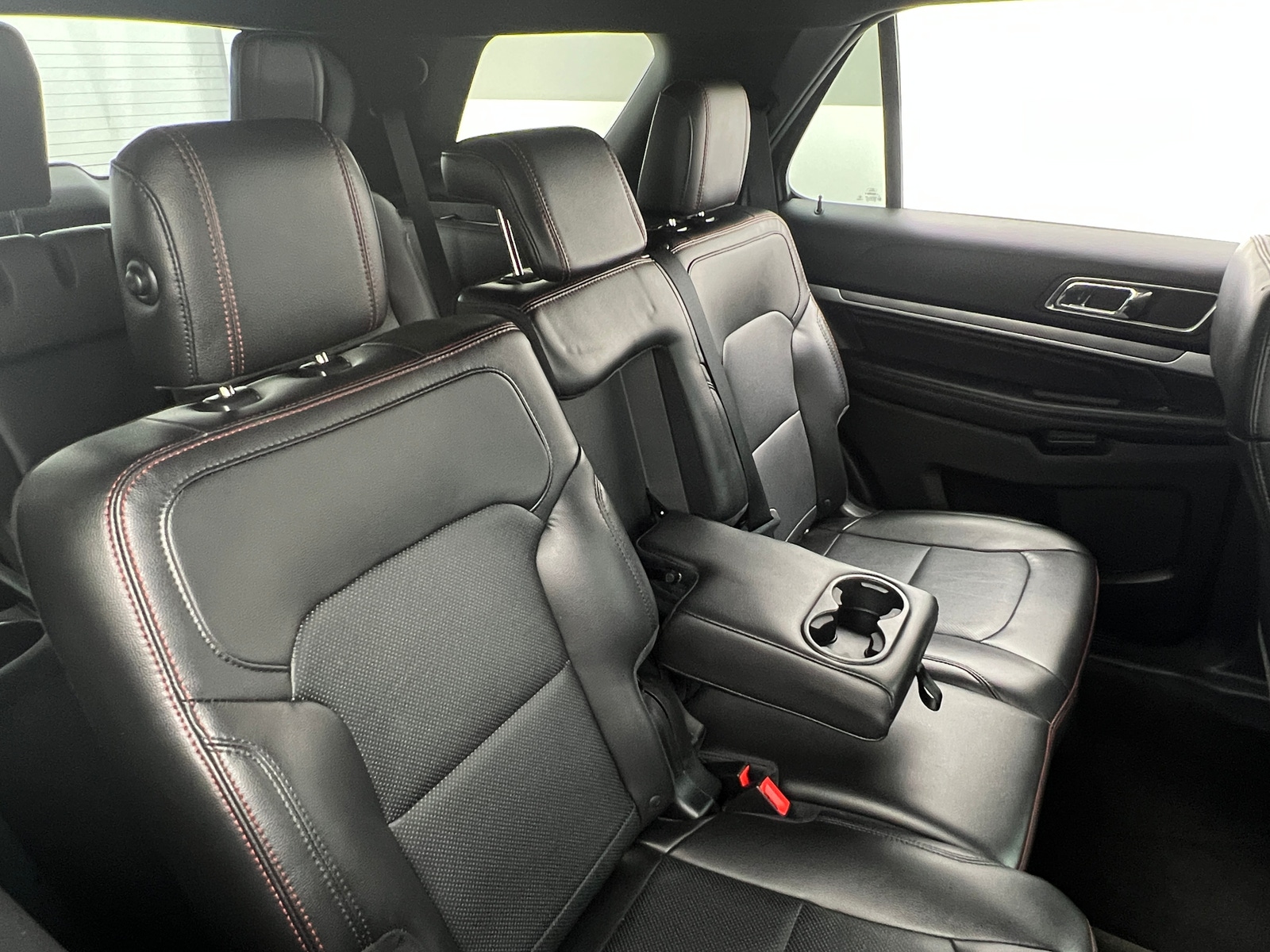 Thumbnail: 2018 Ford Explorer - 5