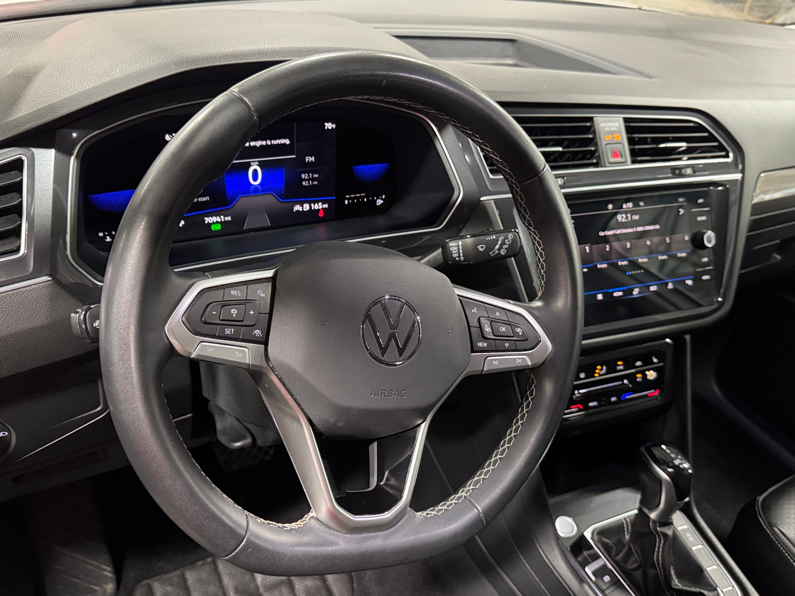 Thumbnail: 2022 Volkswagen Tiguan - 4