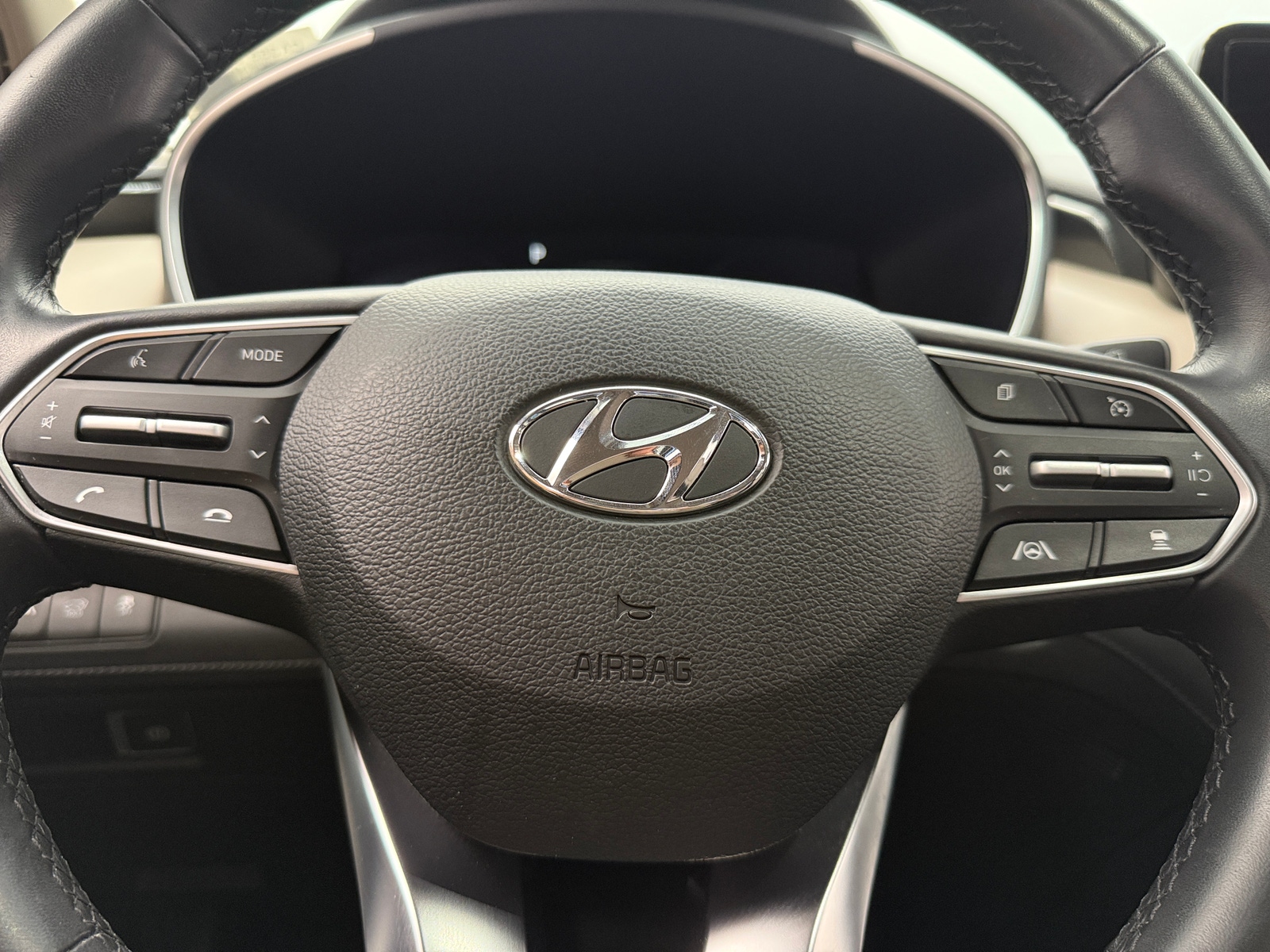 Thumbnail: 2023 Hyundai Santa Fe - 5