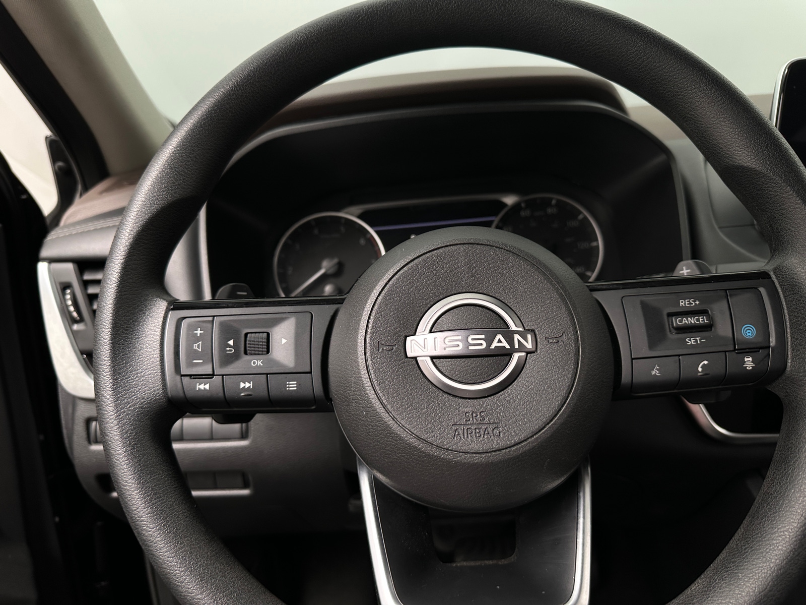 Thumbnail: 2023 Nissan Rogue - 5