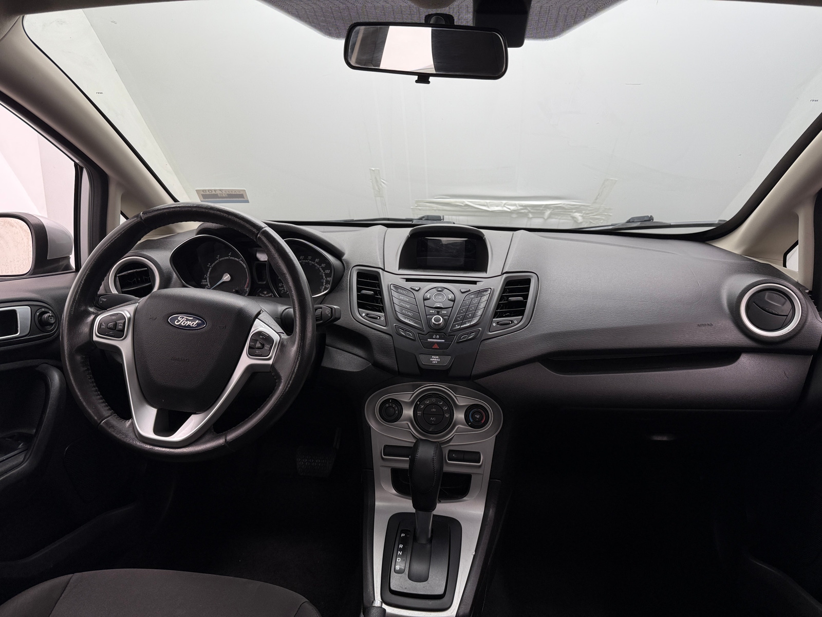Thumbnail: 2016 Ford Fiesta - 3