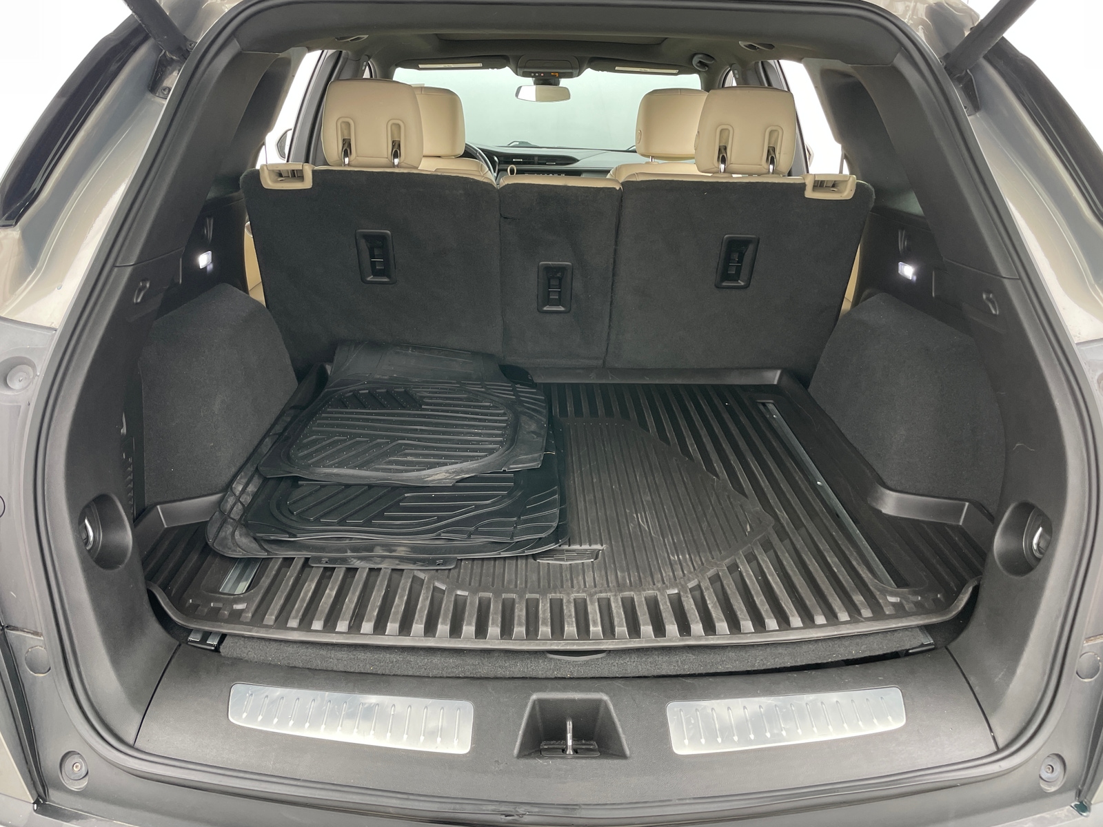 Thumbnail: 2018 Cadillac XT5 - 6