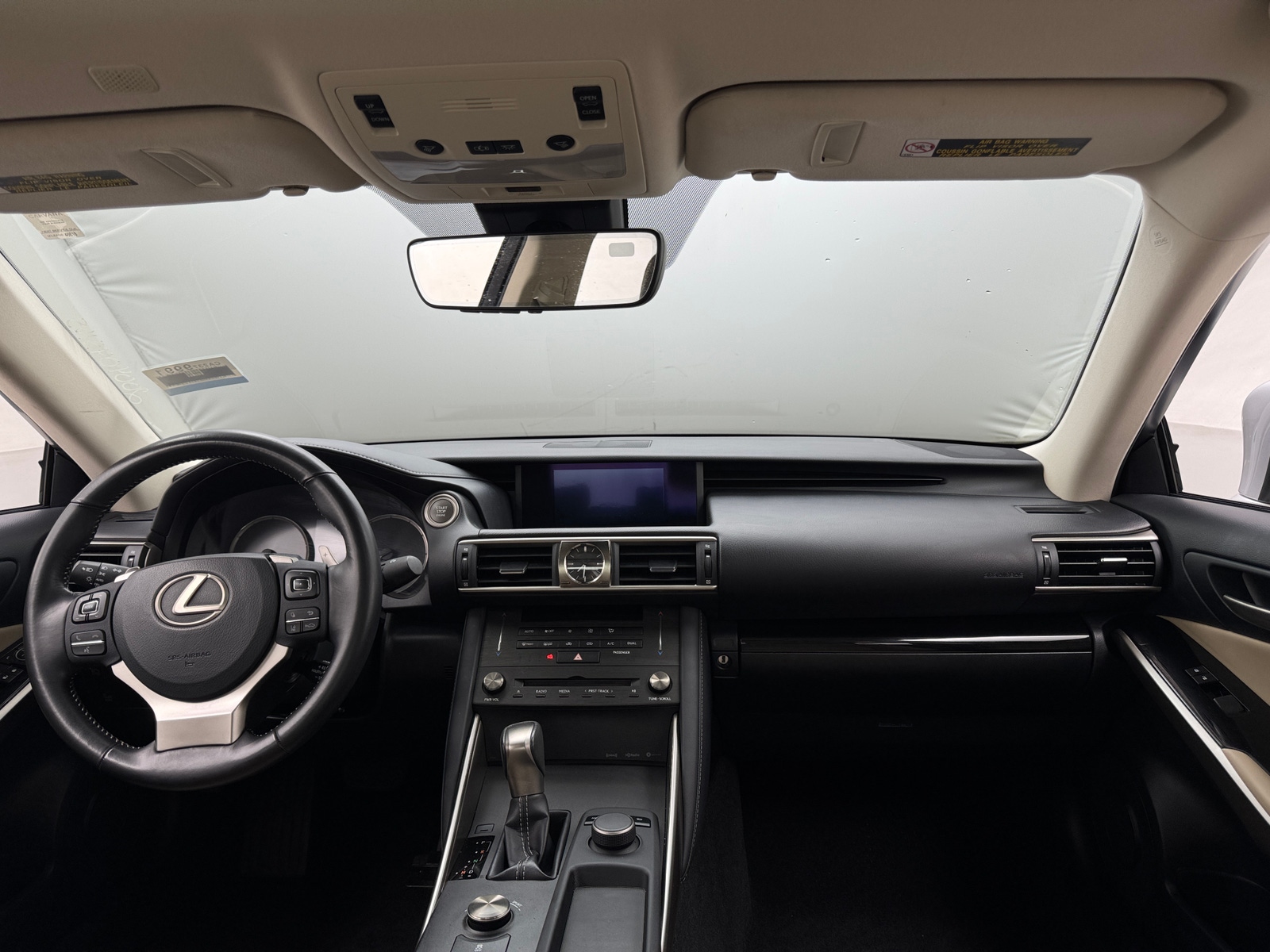 Thumbnail: 2019 Lexus IS - 2