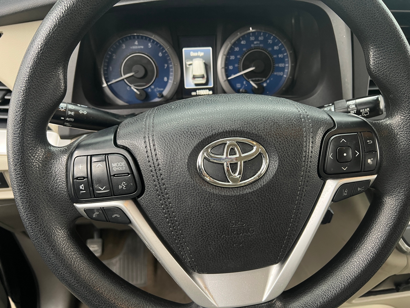 Thumbnail: 2018 Toyota Sienna - 5