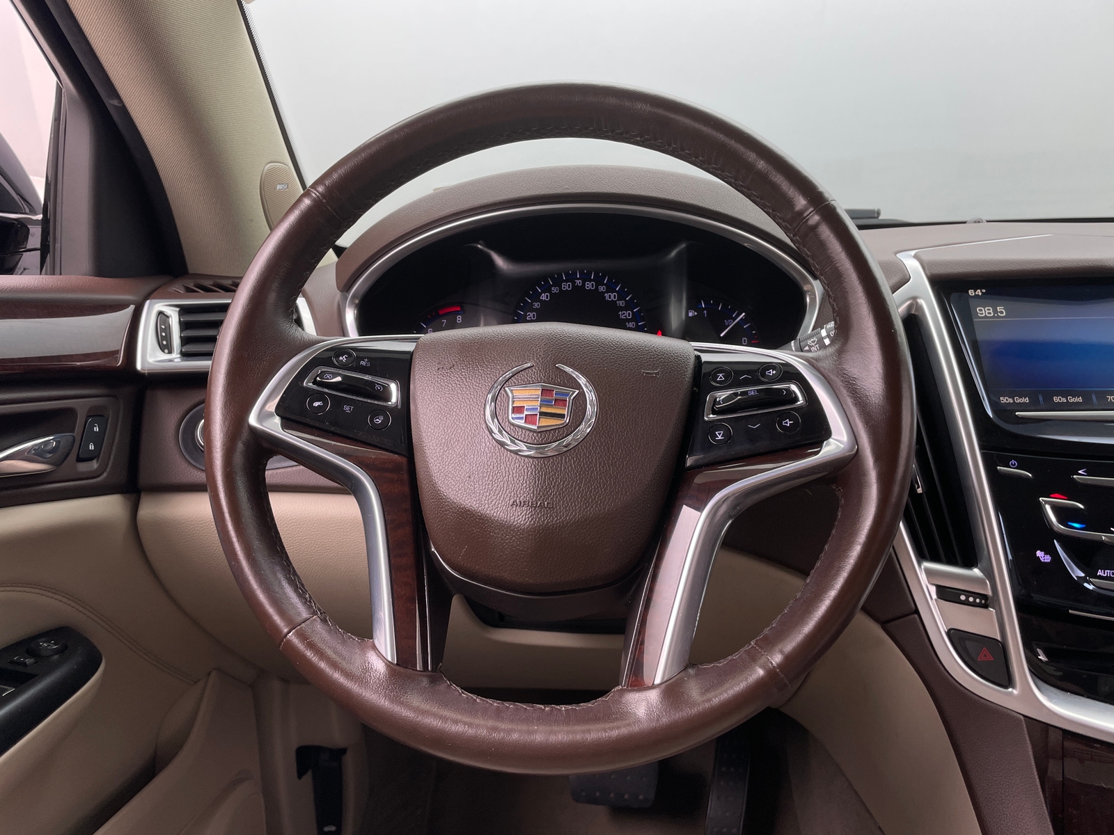Thumbnail: 2016 Cadillac SRX - 4