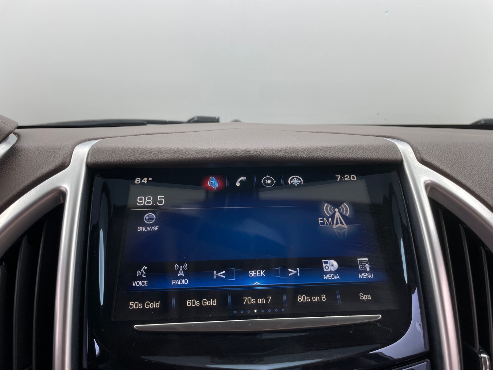 Thumbnail: 2016 Cadillac SRX - 3