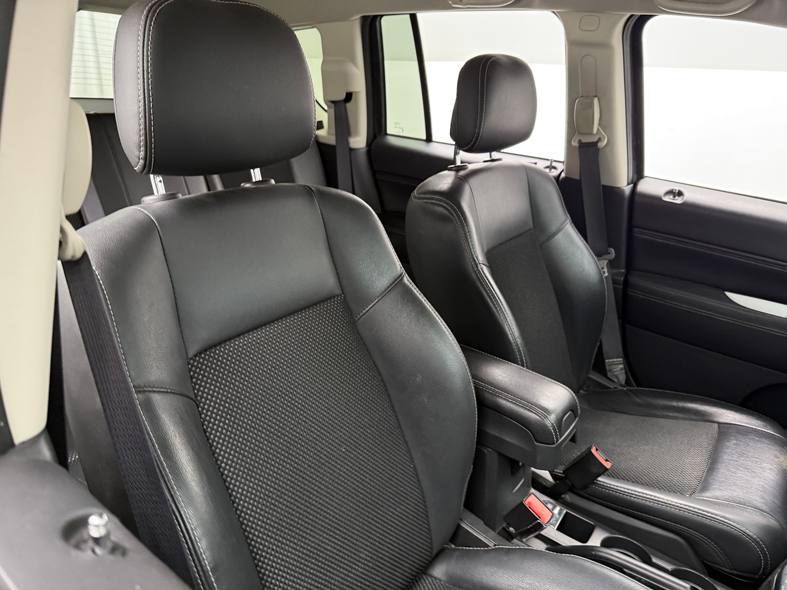 Thumbnail: 2016 Jeep Compass - 2