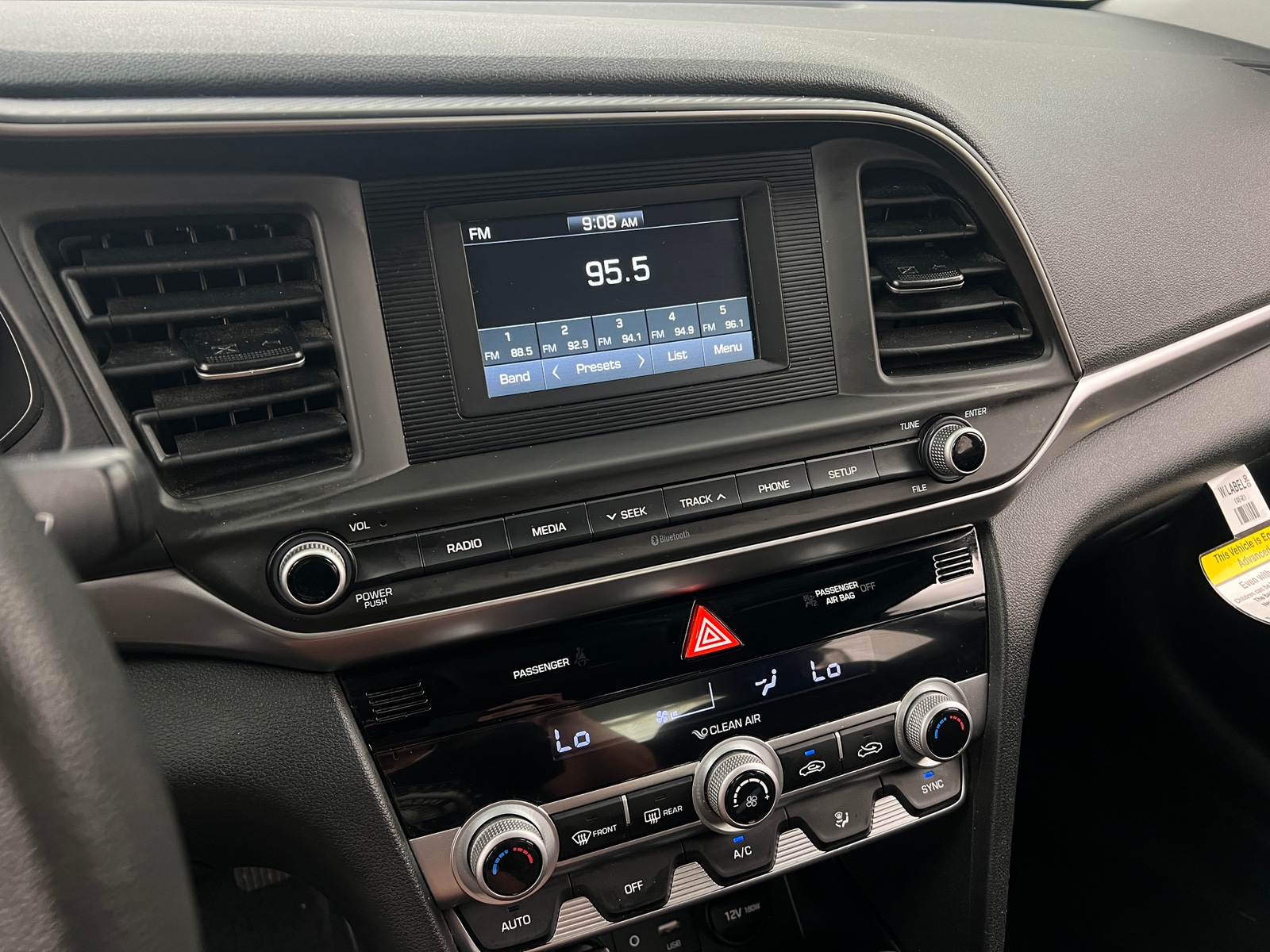 Thumbnail: 2020 Hyundai Elantra - 4