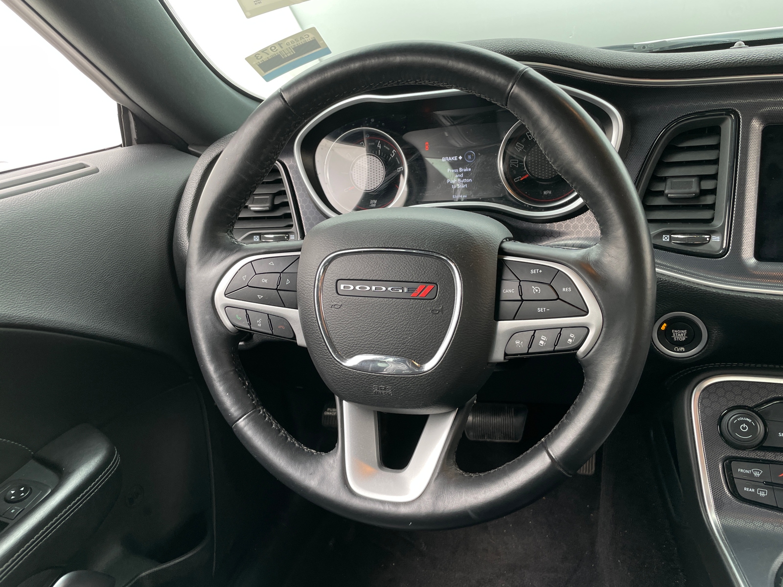 Thumbnail: 2018 Dodge Challenger - 3