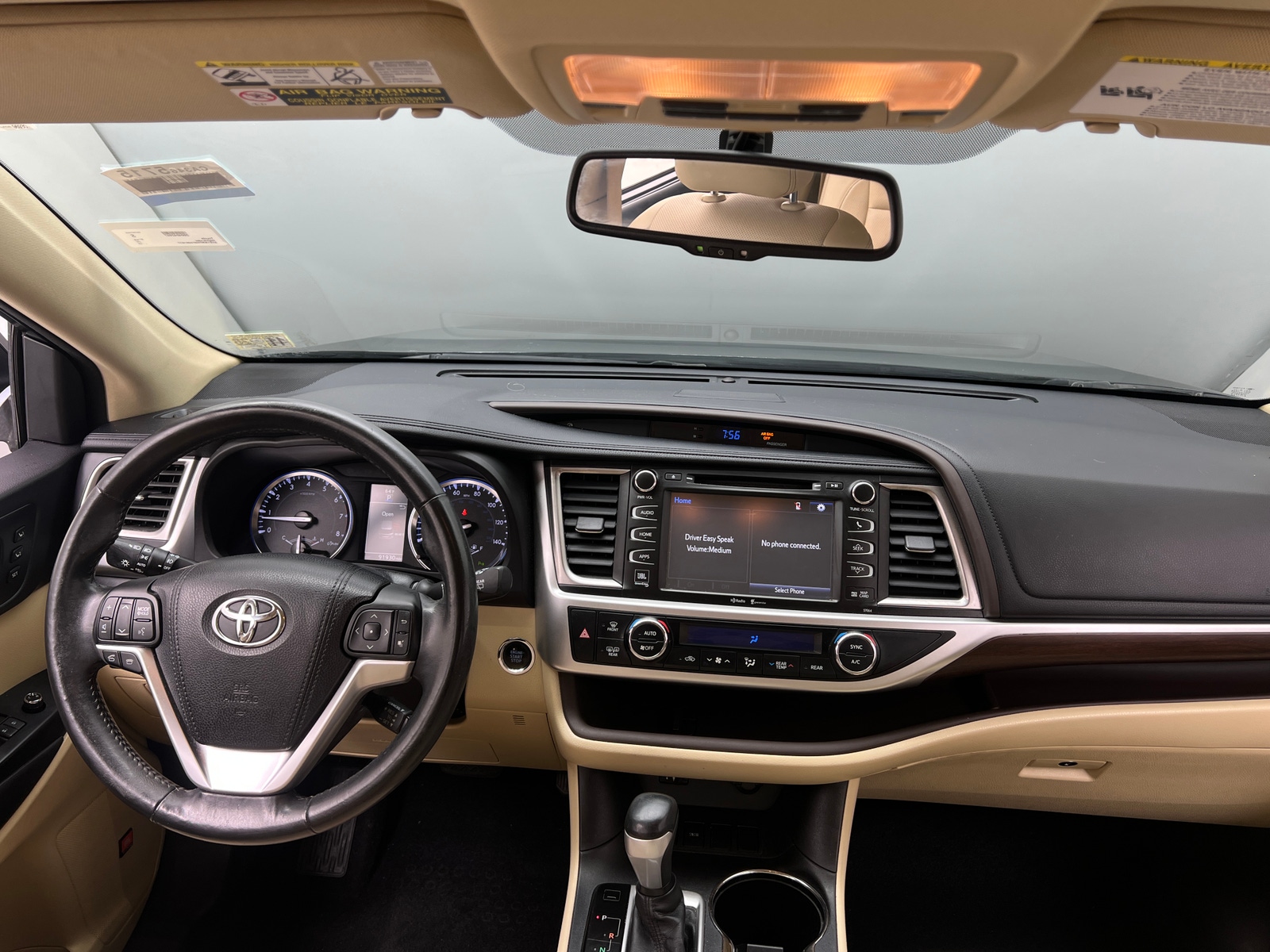 Thumbnail: 2015 Toyota Highlander - 2