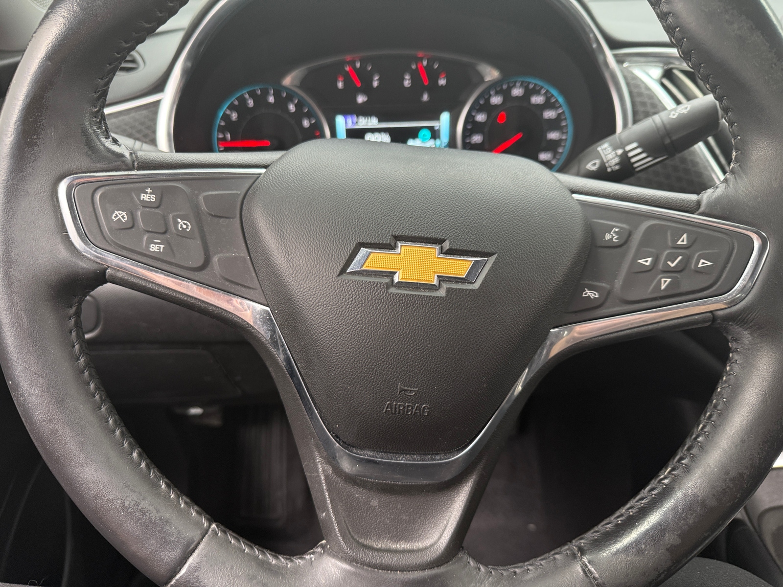 Thumbnail: 2018 Chevrolet Malibu - 5