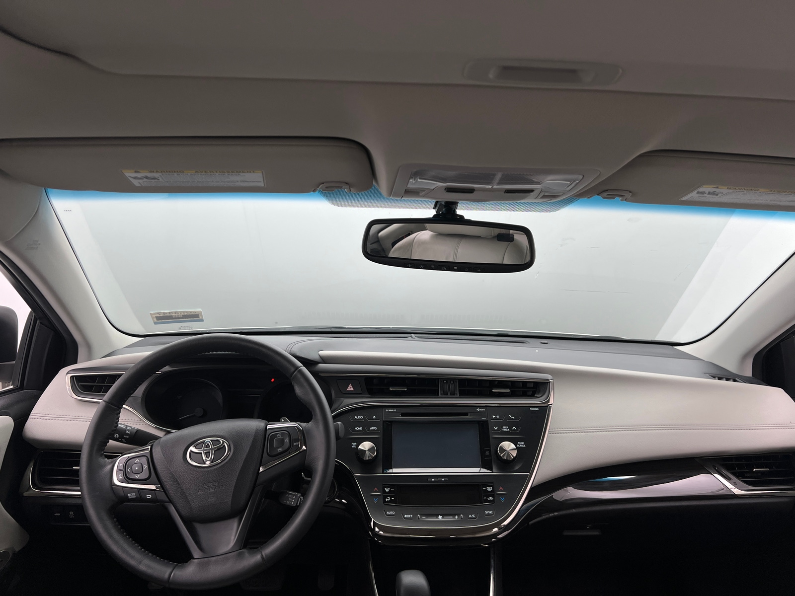 Thumbnail: 2015 Toyota Avalon - 2