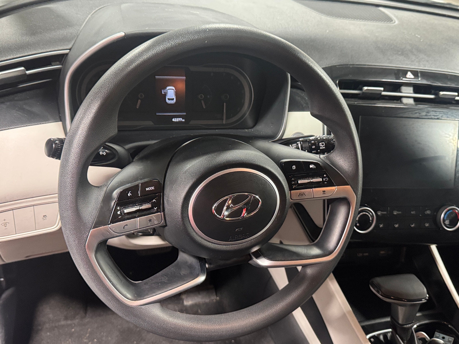 Thumbnail: 2022 Hyundai Tucson - 5