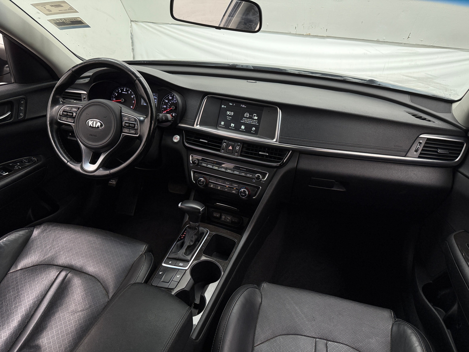 Thumbnail: 2017 Kia Optima - 2