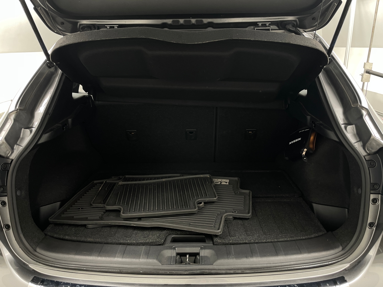 Thumbnail: 2019 Nissan Rogue Sport - 6