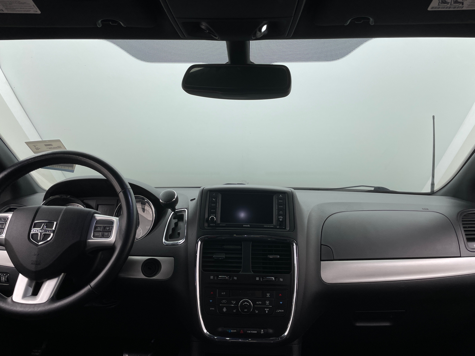 Thumbnail: 2019 Dodge Grand Caravan - 2
