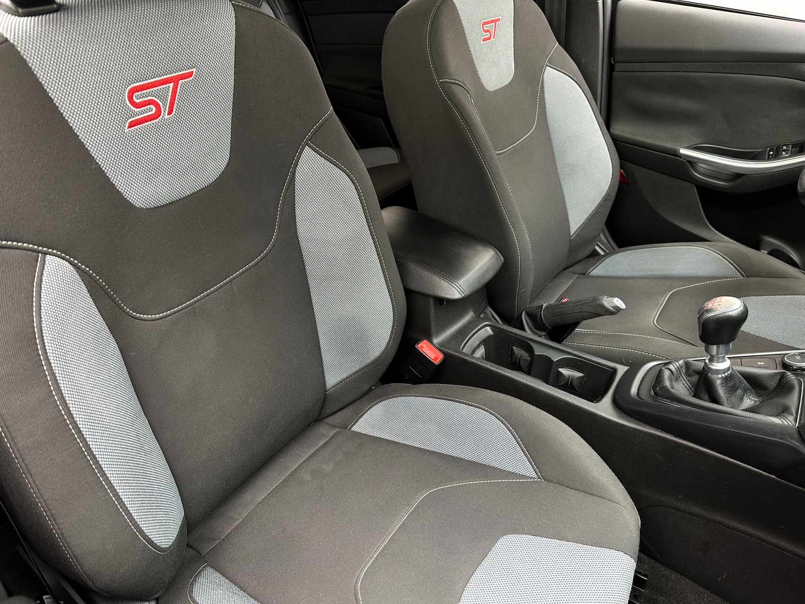 Thumbnail: 2016 Ford Focus - 2