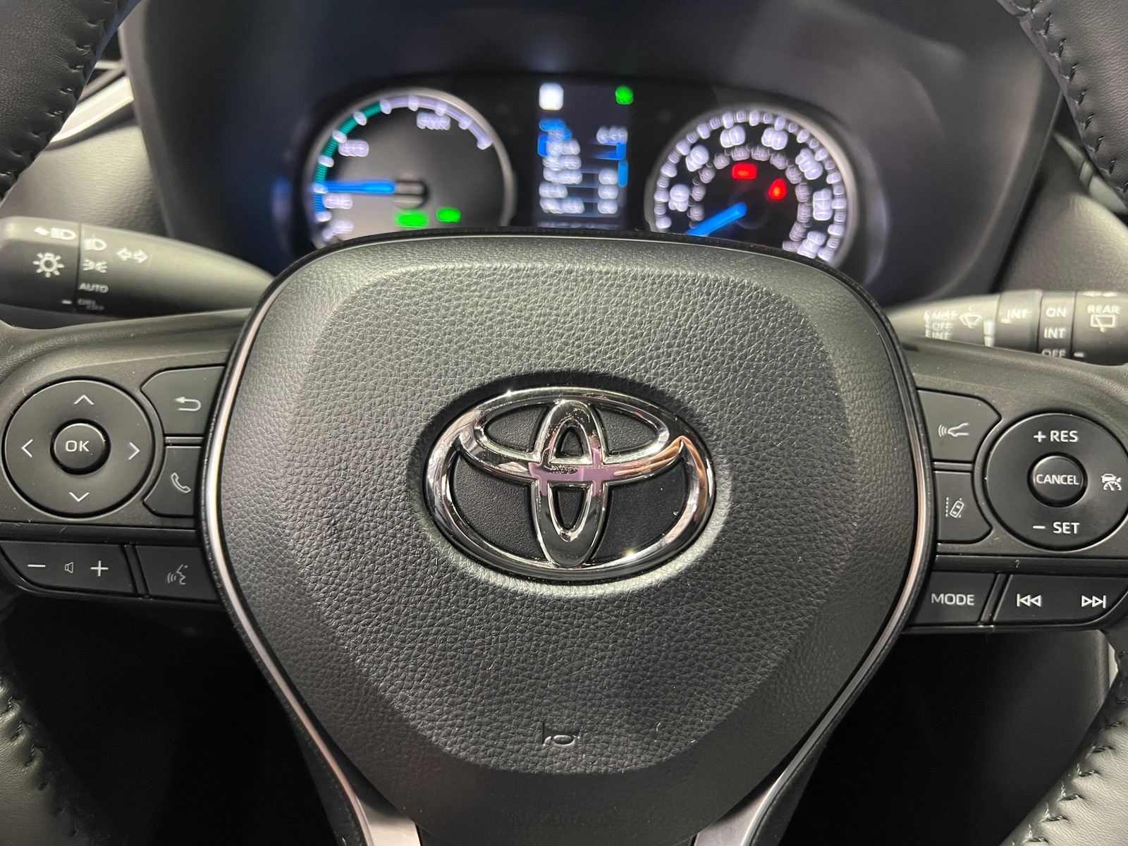 Thumbnail: 2022 Toyota RAV4 - 5