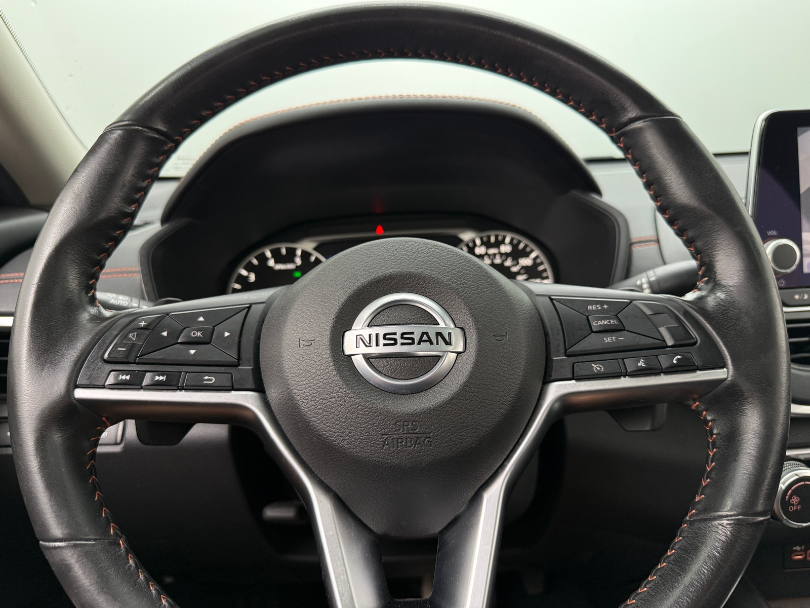 Thumbnail: 2022 Nissan Altima - 5