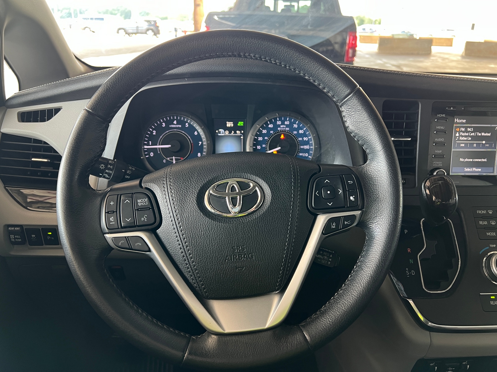 Thumbnail: 2019 Toyota Sienna - 5