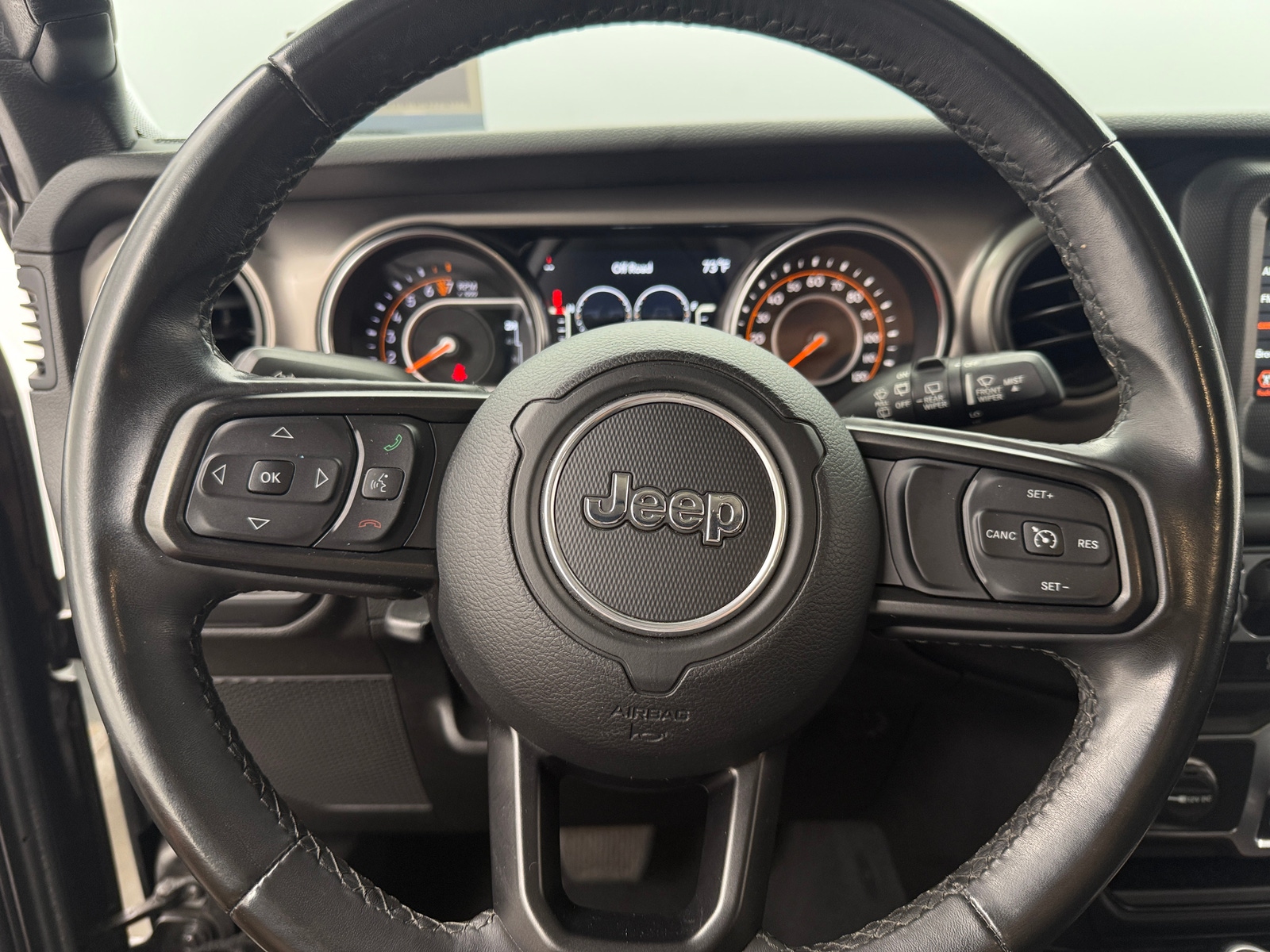 Thumbnail: 2019 Jeep Wrangler - 5