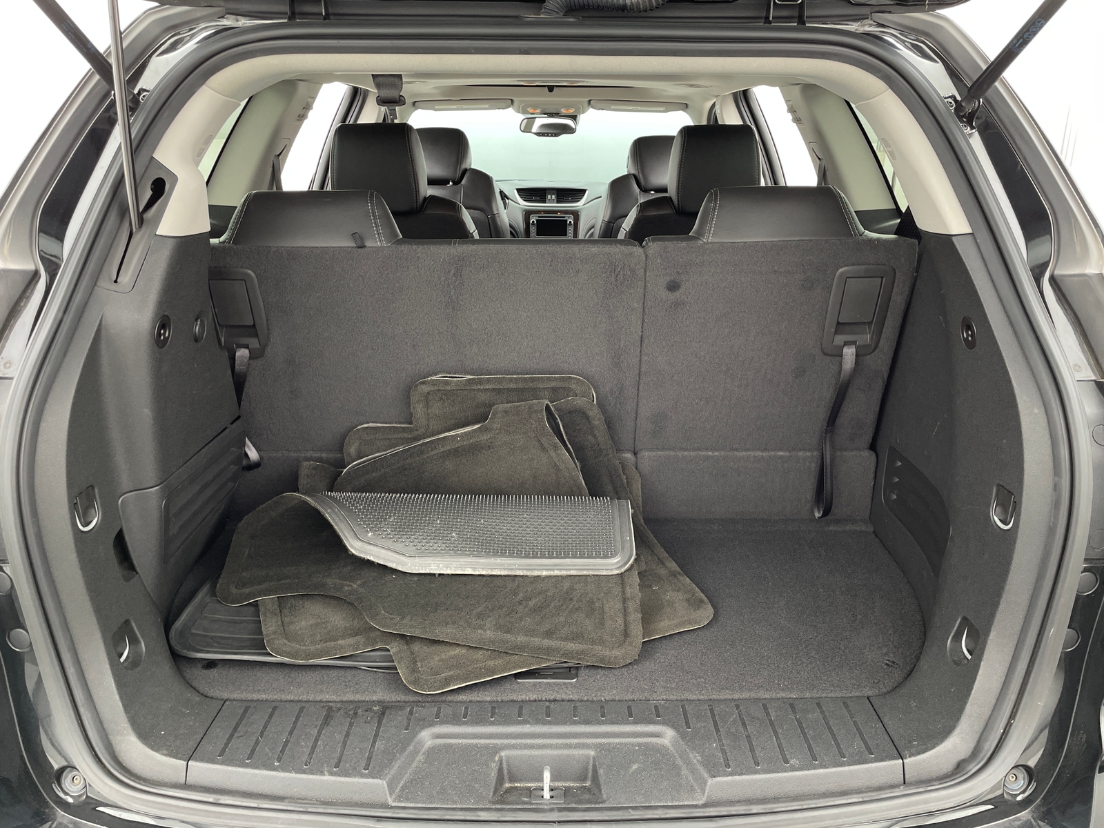 Thumbnail: 2017 Chevrolet Traverse - 6