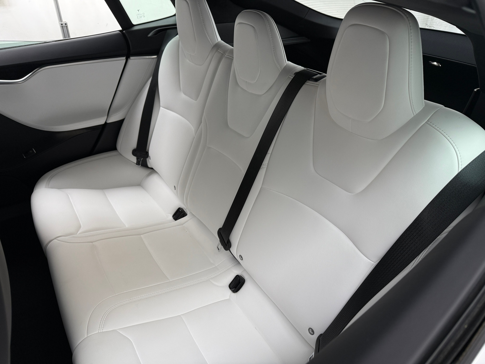 Thumbnail: 2017 Tesla Model S - 5