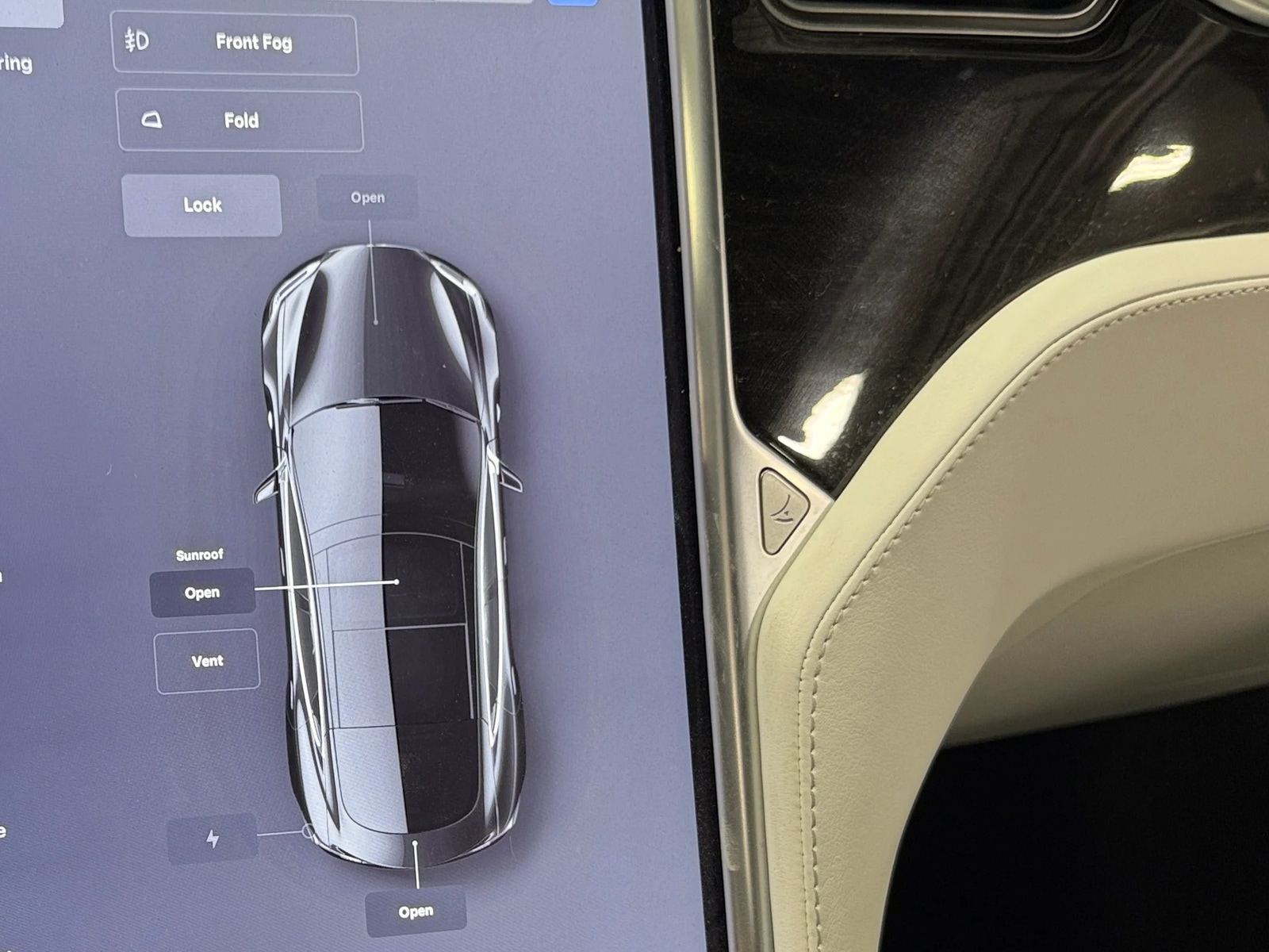 Thumbnail: 2017 Tesla Model S - 3