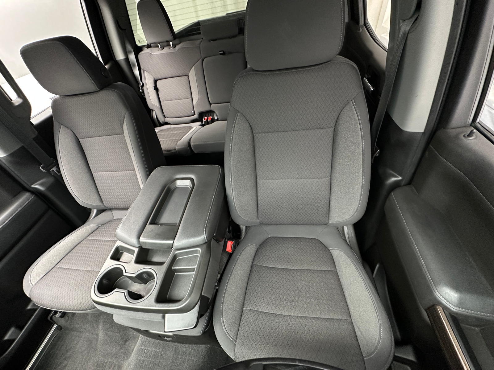 Thumbnail: 2021 Chevrolet Silverado 1500 - 2