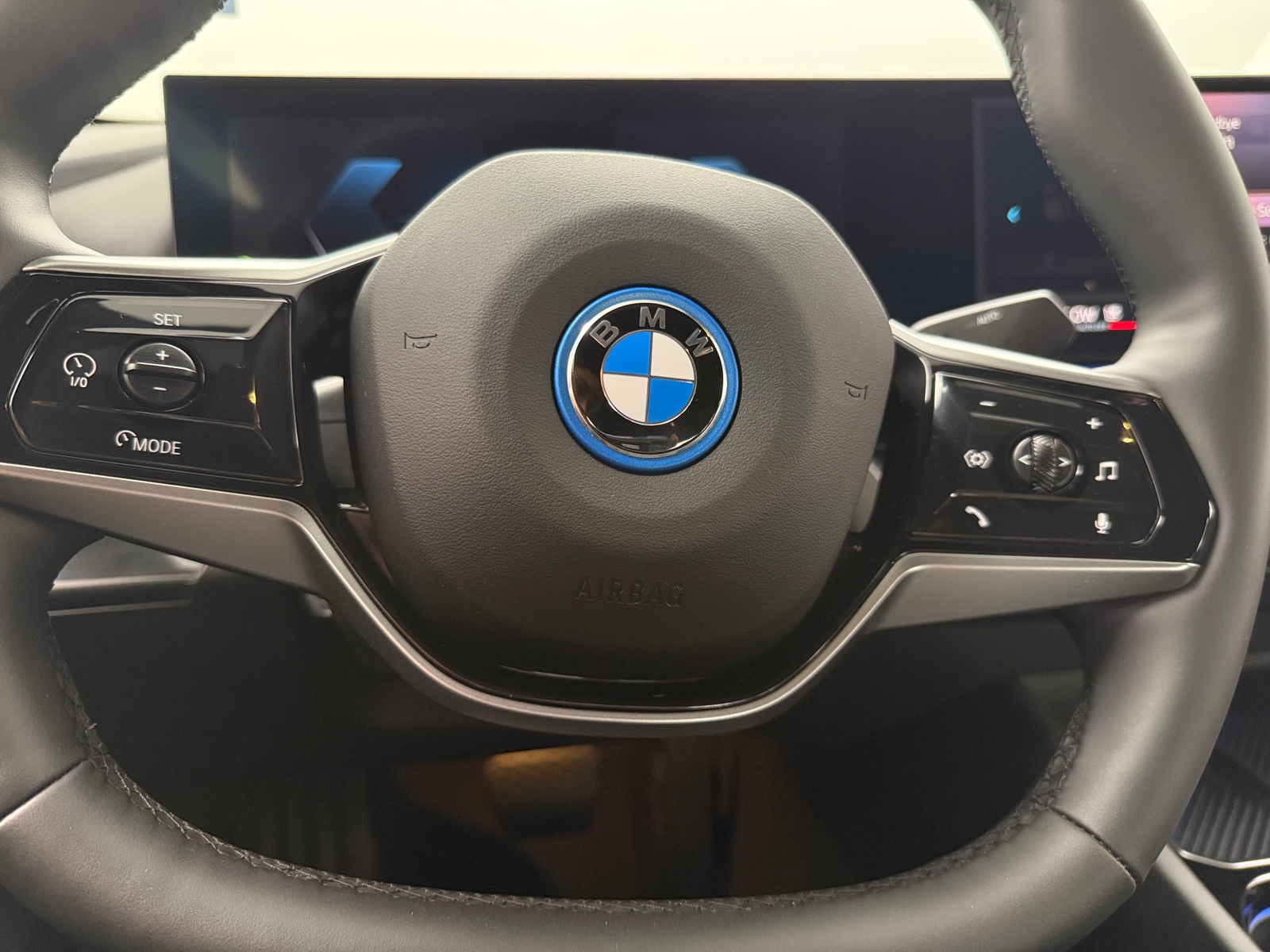 Thumbnail: 2024 BMW i5 - 4
