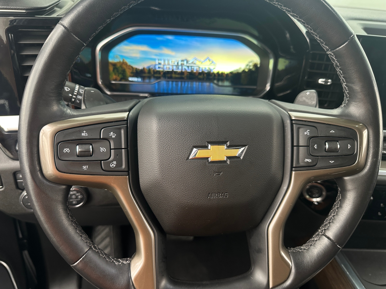 Thumbnail: 2022 Chevrolet Silverado 1500 - 4