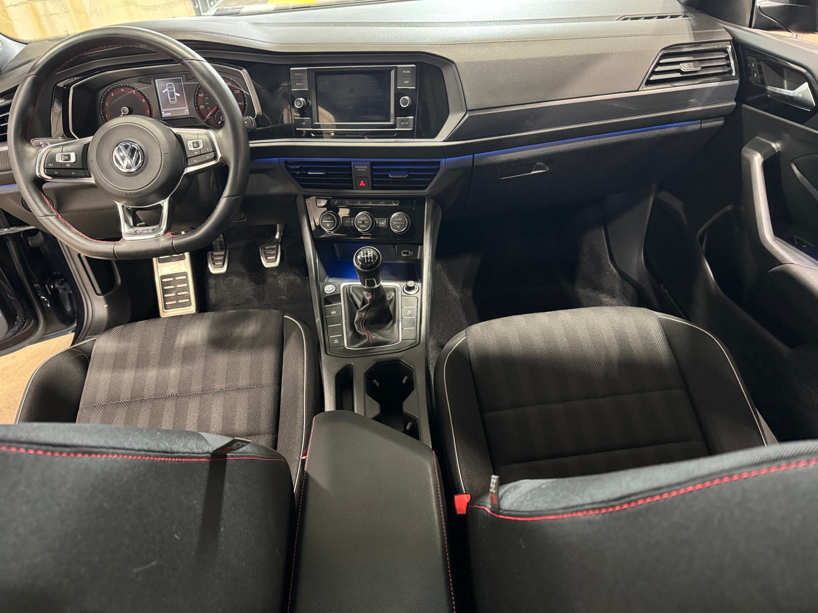 Thumbnail: 2019 Volkswagen Jetta - 3