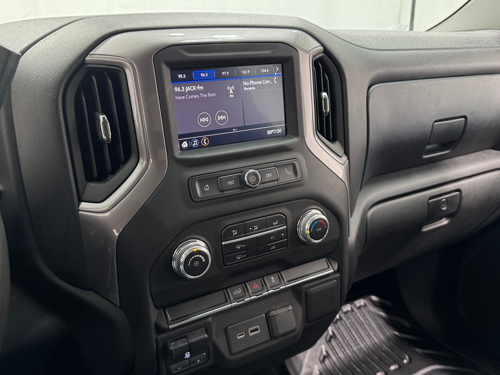 Thumbnail: 2021 GMC Sierra 2500 - 4