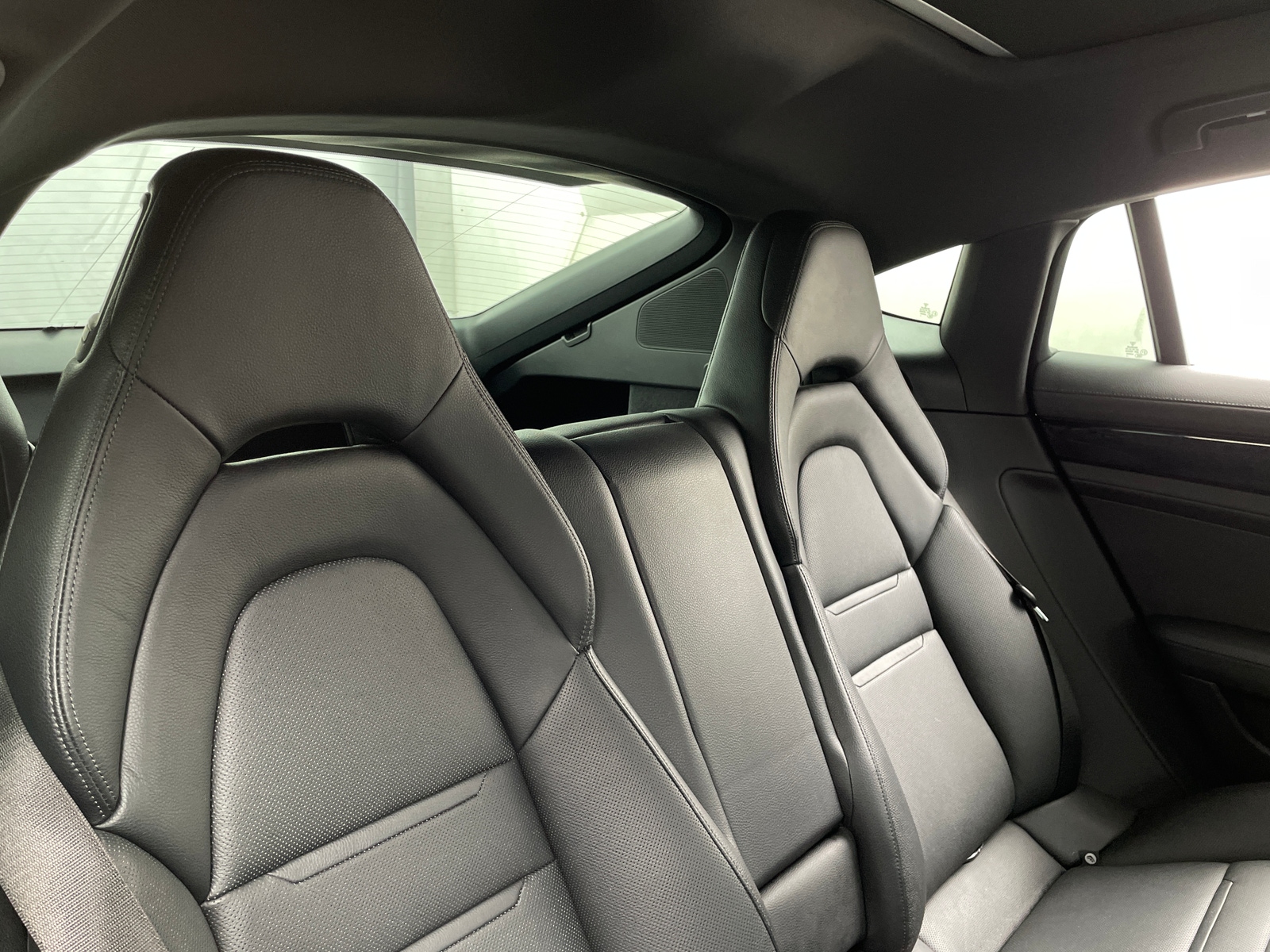 Thumbnail: 2018 Porsche Panamera - 5