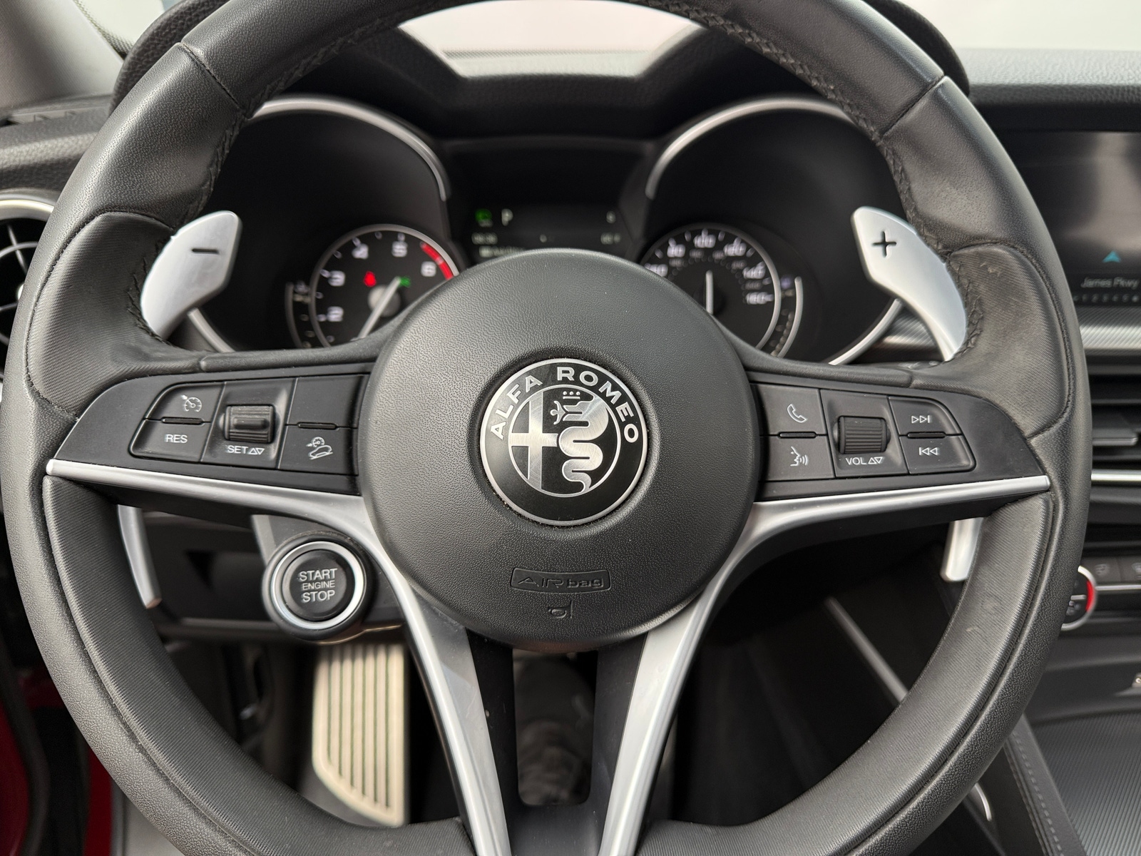 Thumbnail: 2019 Alfa Romeo Stelvio - 4